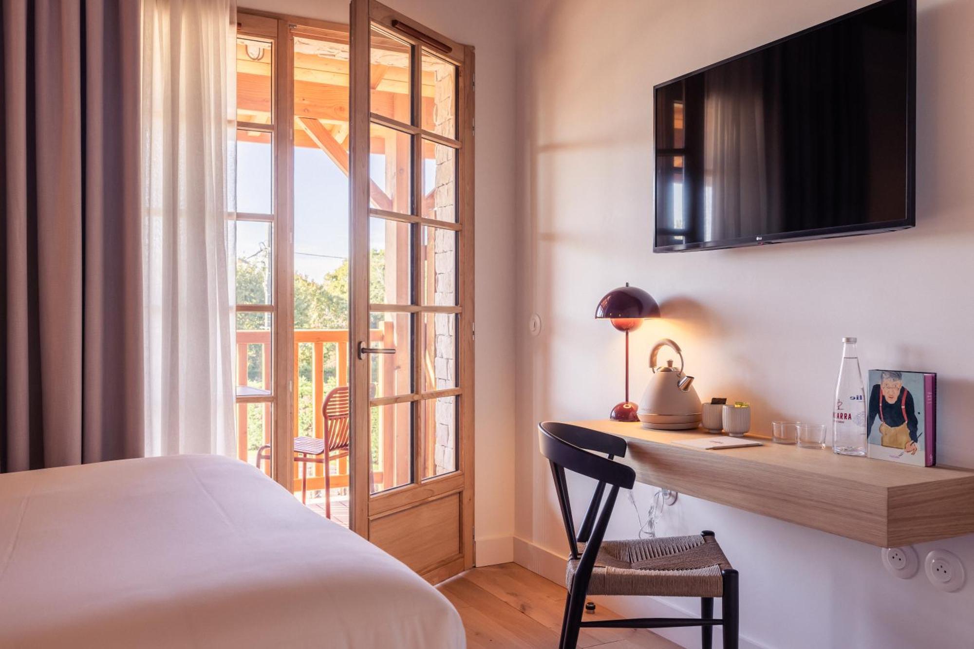 Indarra Hotel 4*